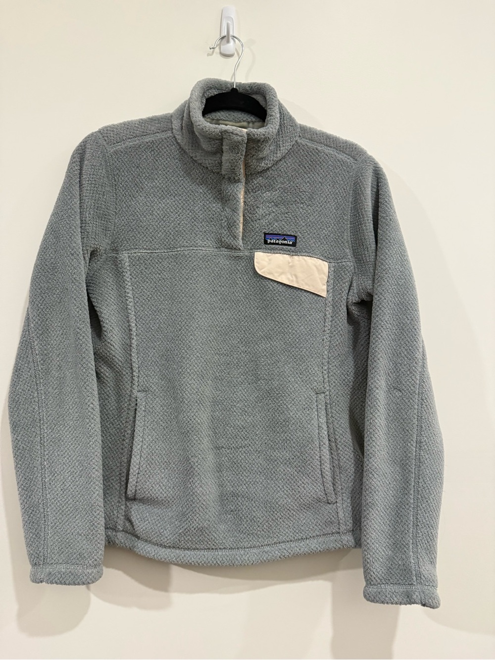 Patagonia Gray And Blush Snap T Pullover, Woman’s Medium
